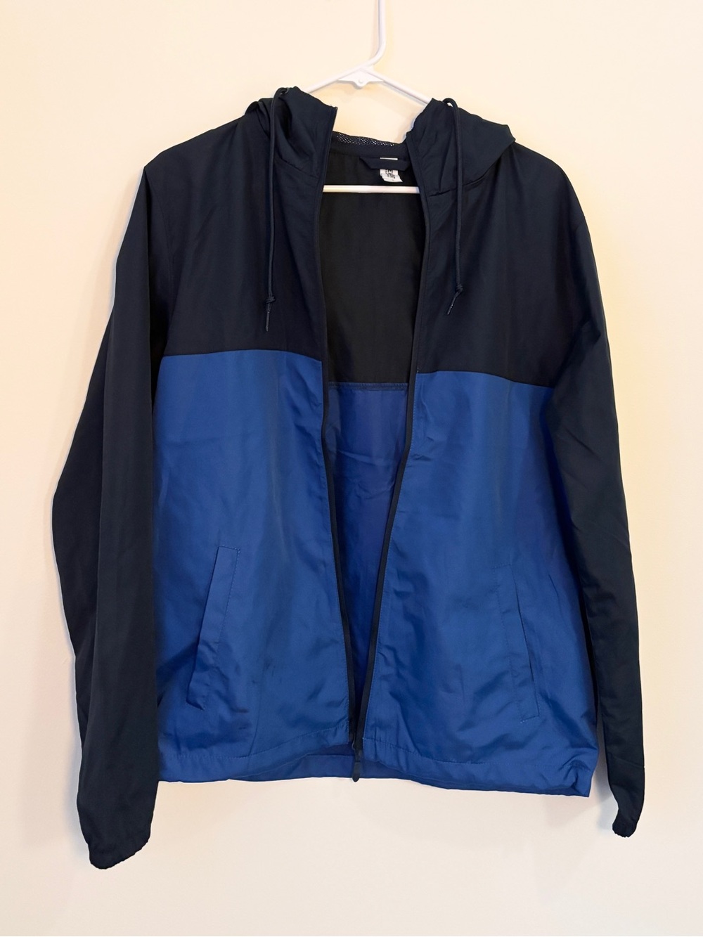 Men's Two-Tone Hooded Windbreaker Jacket - Navy & Royal Blue - Picture 3 of 7
